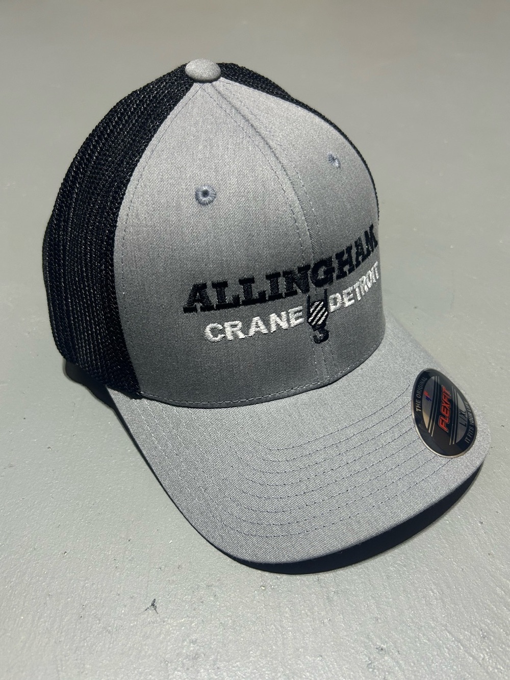 (NEW) Flexfit Black & Gray Hat (Size L/XL)